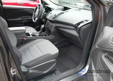 2019 Ford Escape S из США, поврежденный, VIN 1FMCU0F71KUA90837